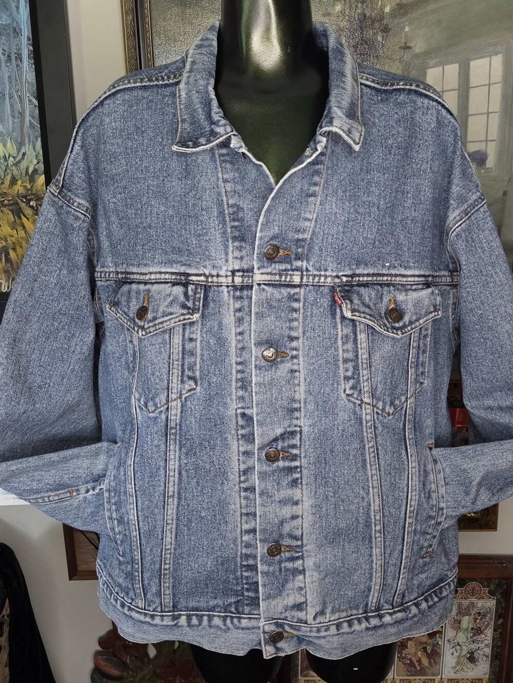 1990s Vintage Levi's Men's Blue Washed Denim Trucker Jacket XL Faded 70507